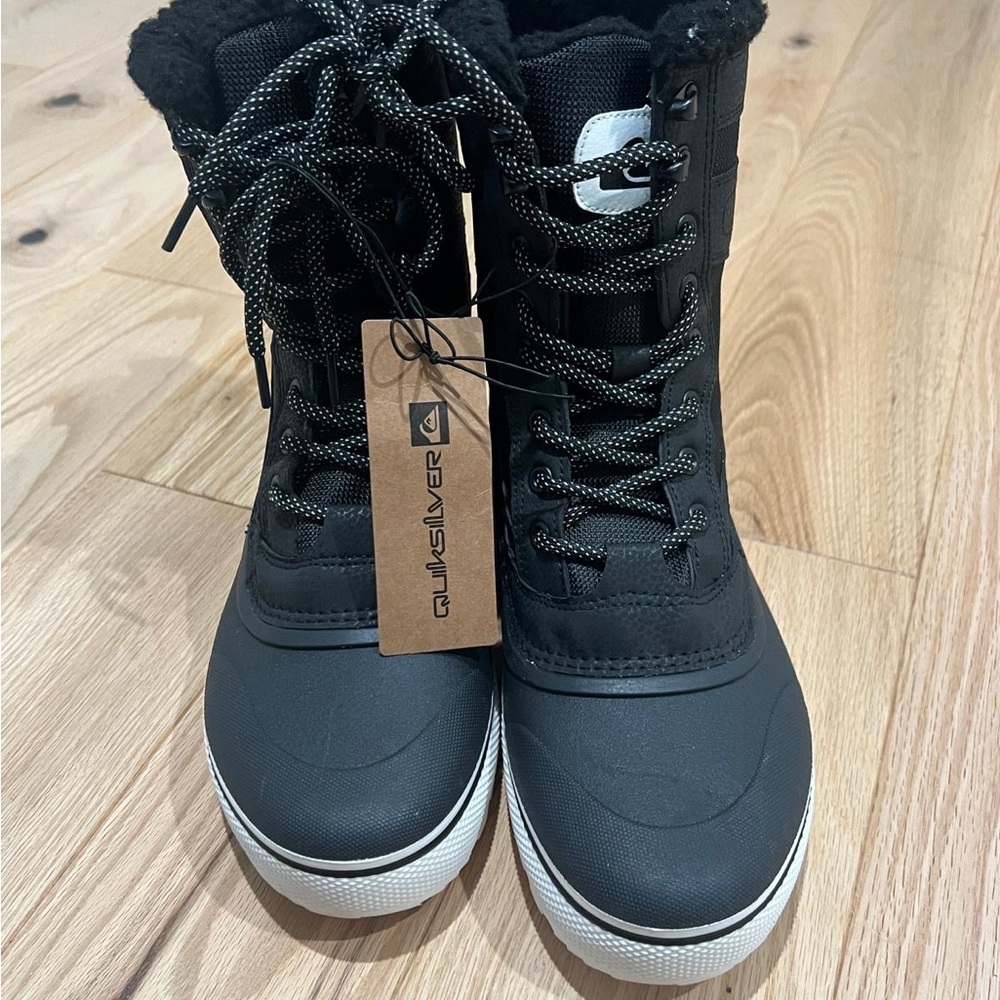 Quiksilver Black and White Lace-Up Boots